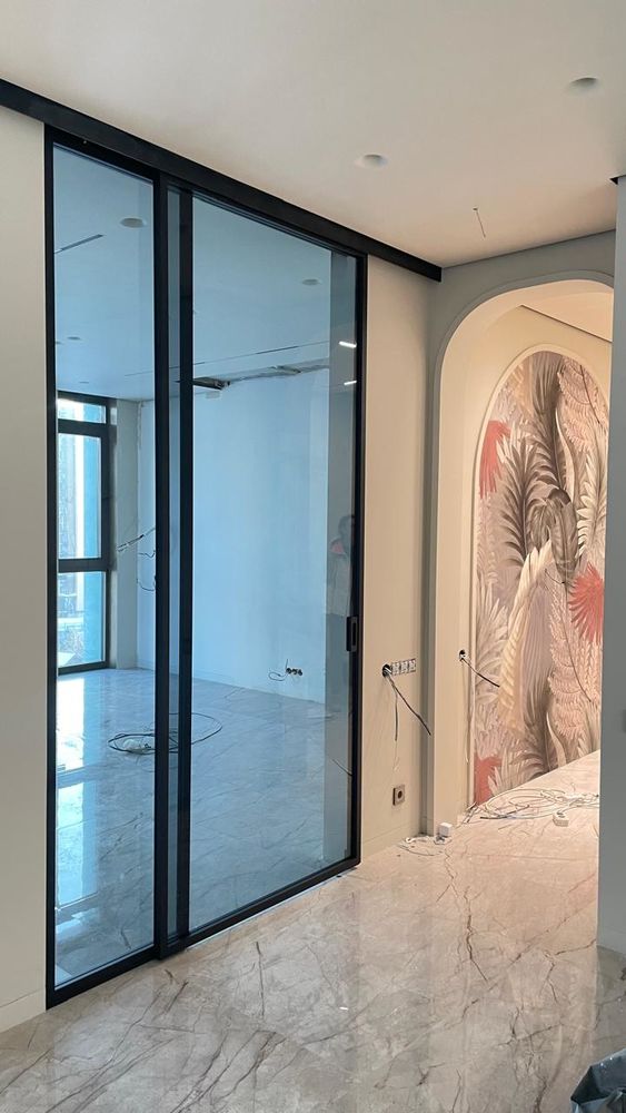 Фото Nayada установила раздвижные двери системы Artelle.