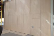 В частную школу 