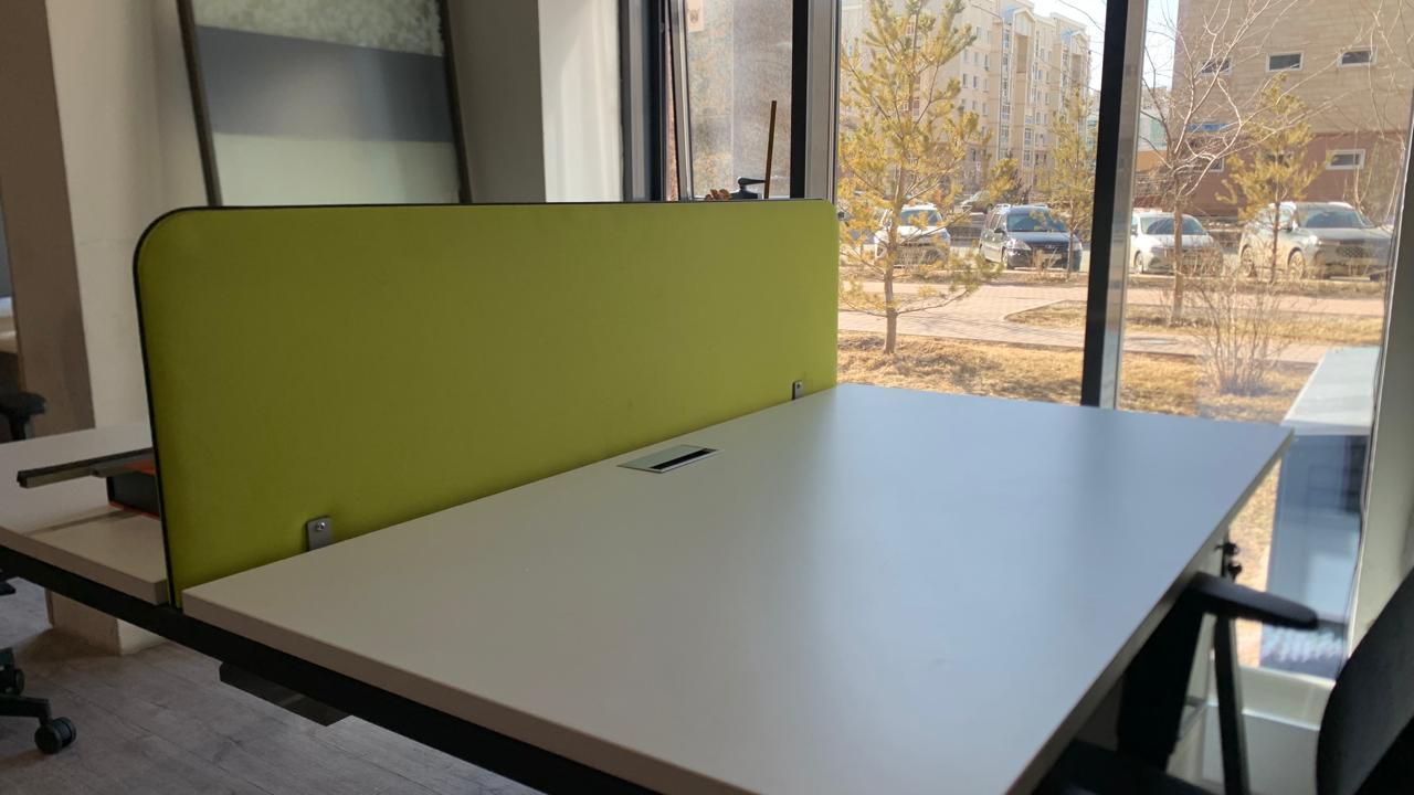 Фото Настольные перегородки от компании Nayada.