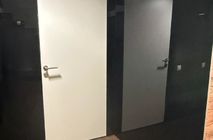 Ламинированные двери от компании NAYADA: когда практичность становится дизайном.