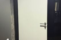 Ламинированные двери от компании NAYADA: когда практичность становится дизайном.