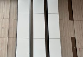 Компания Nayada реализовала масштабный проект с продукцией Смартволл Н7К. Высота перегородки 7280мм, ширина 18400мм., Астана